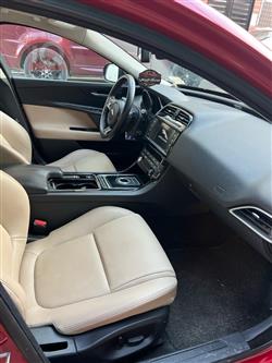 جاگوار XE